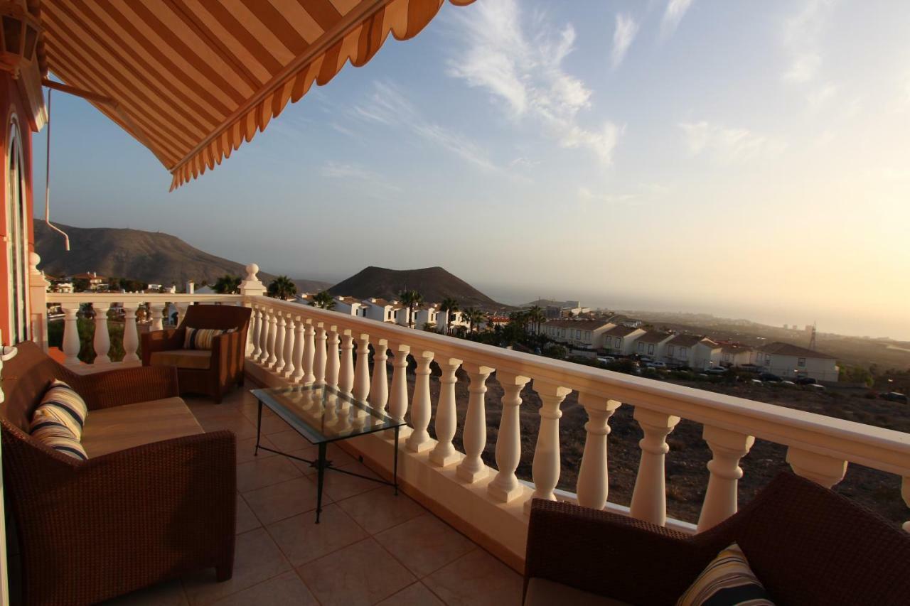 Vivatenerife - Villa With Pool, Jacuzzi And Sea View Chayofa Eksteriør bilde